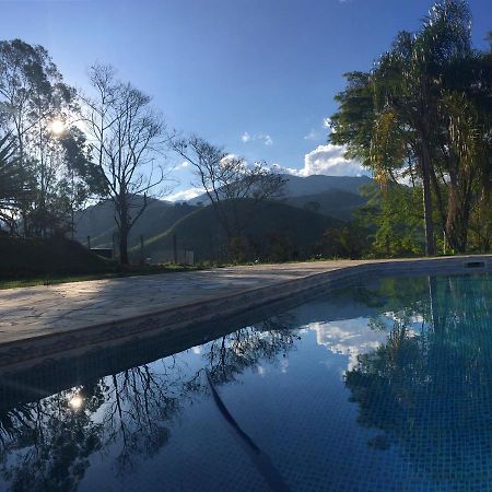 Estalagem Usina Velha Hotel Passa-Quatro Buitenkant foto