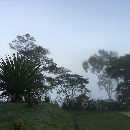 Estalagem Usina Velha Hotel Passa-Quatro Buitenkant foto